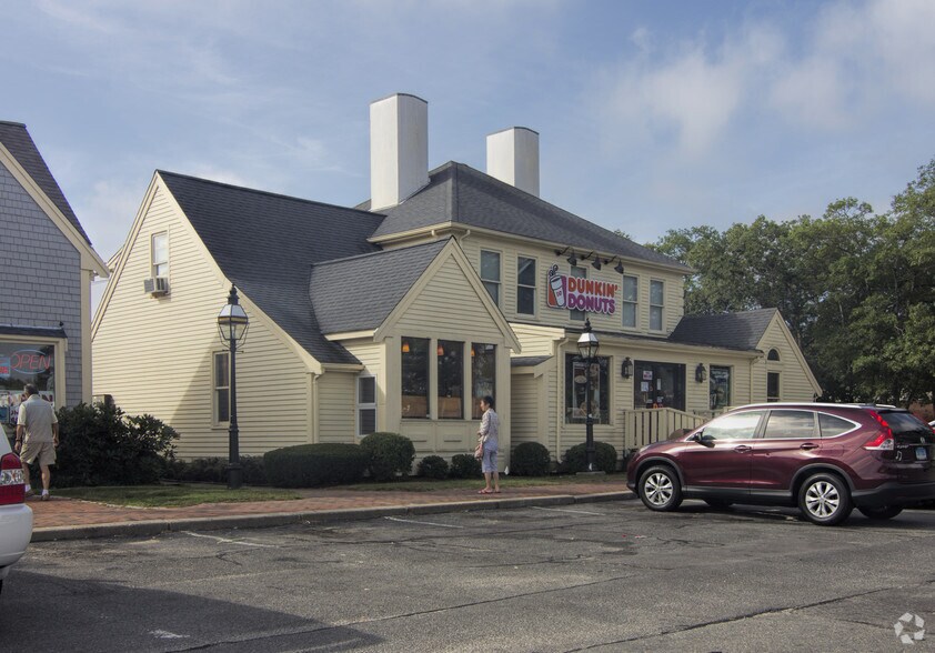 3821 Falmouth Rd, Marstons Mills, MA for sale - Primary Photo - Image 1 of 1