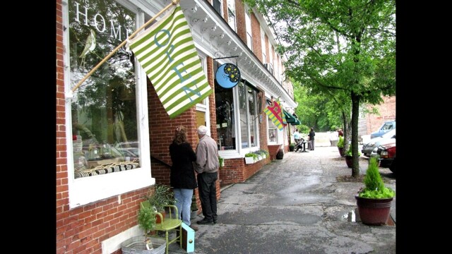 43 Center St, Brandon, VT for sale - Primary Photo - Image 1 of 1