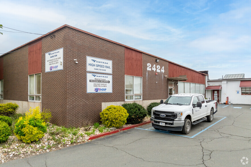 2424 E State St, Hamilton, NJ for lease - Primary Photo - Image 1 of 5