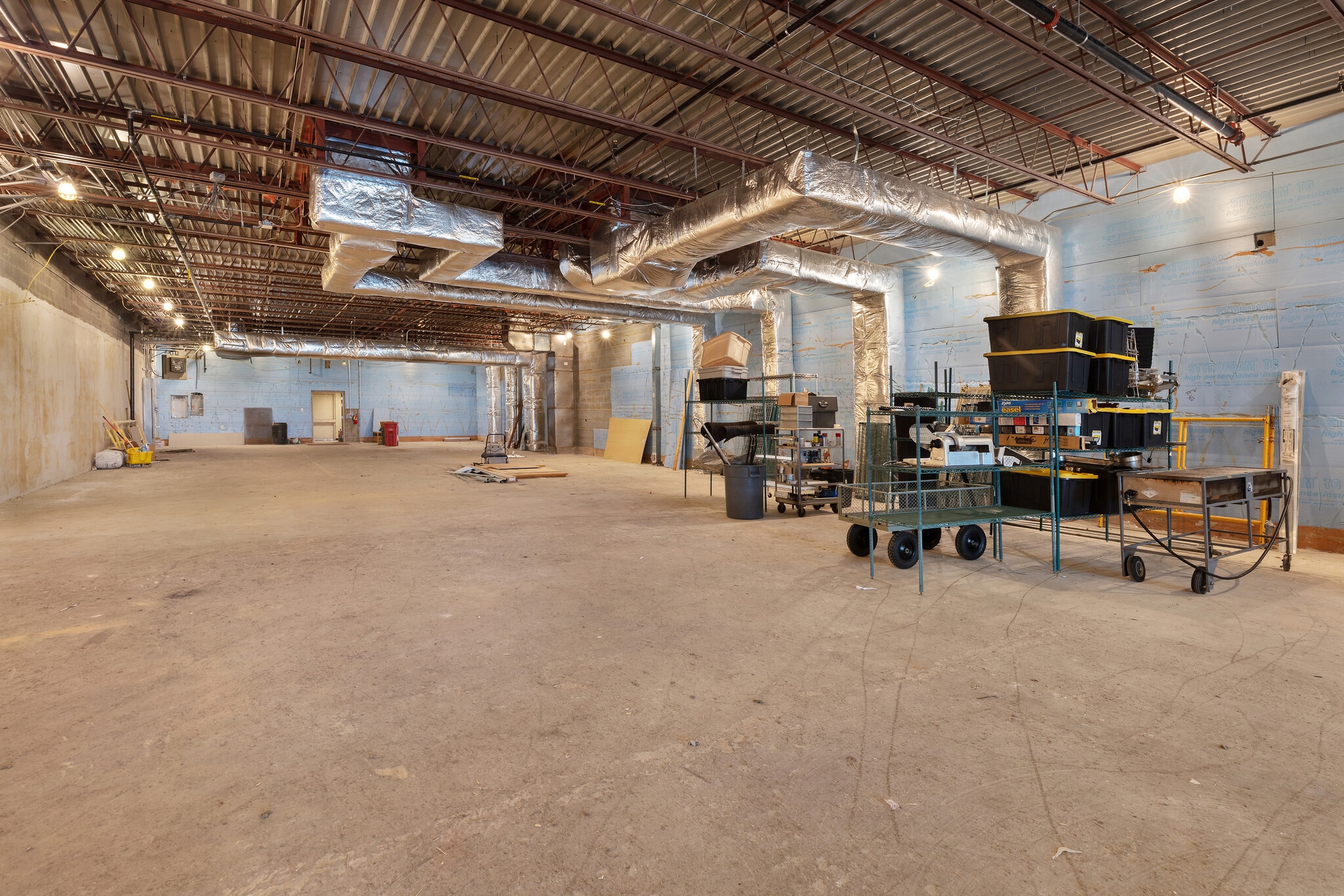 55 W Washington St, Hagerstown, MD for lease Interior Photo- Image 1 of 3
