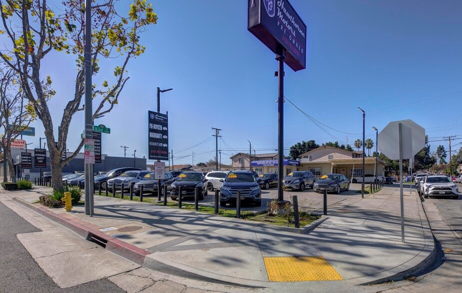 16301 Hawthorne Blvd, Lawndale, CA for sale - Building Photo - Image 3 of 19