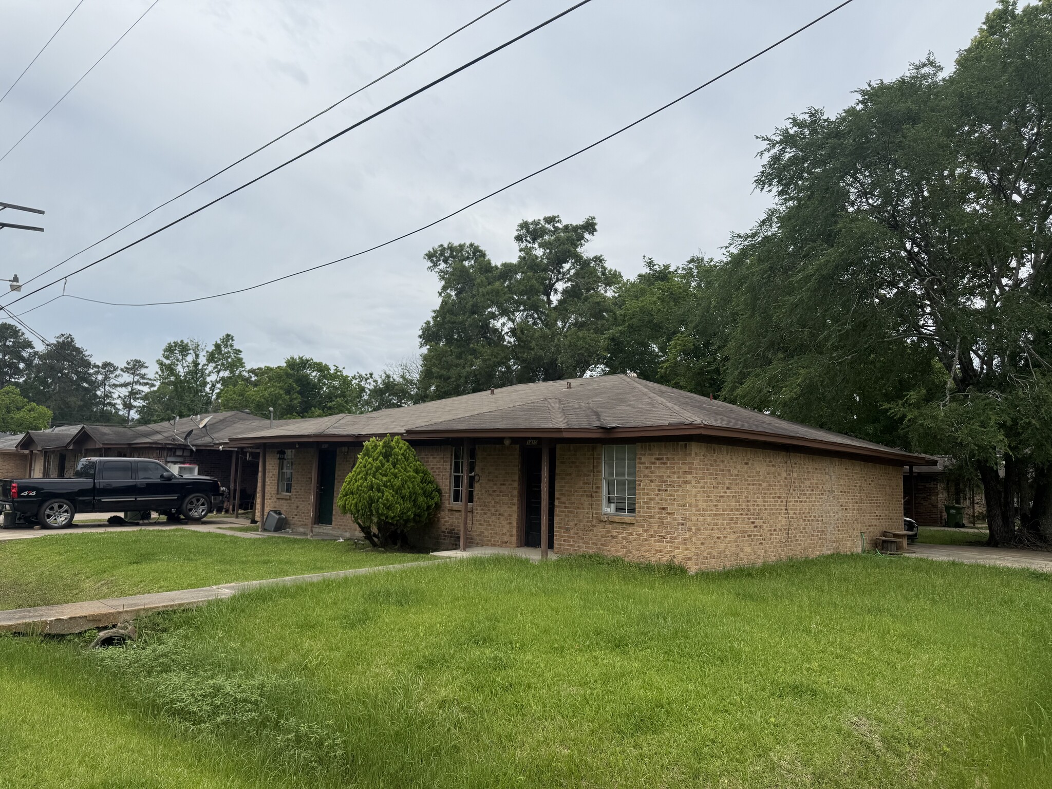 1401/1403; 1409/14011; 1413/1415 Truman St & 706/7, Cleveland, TX for sale Building Photo- Image 1 of 14