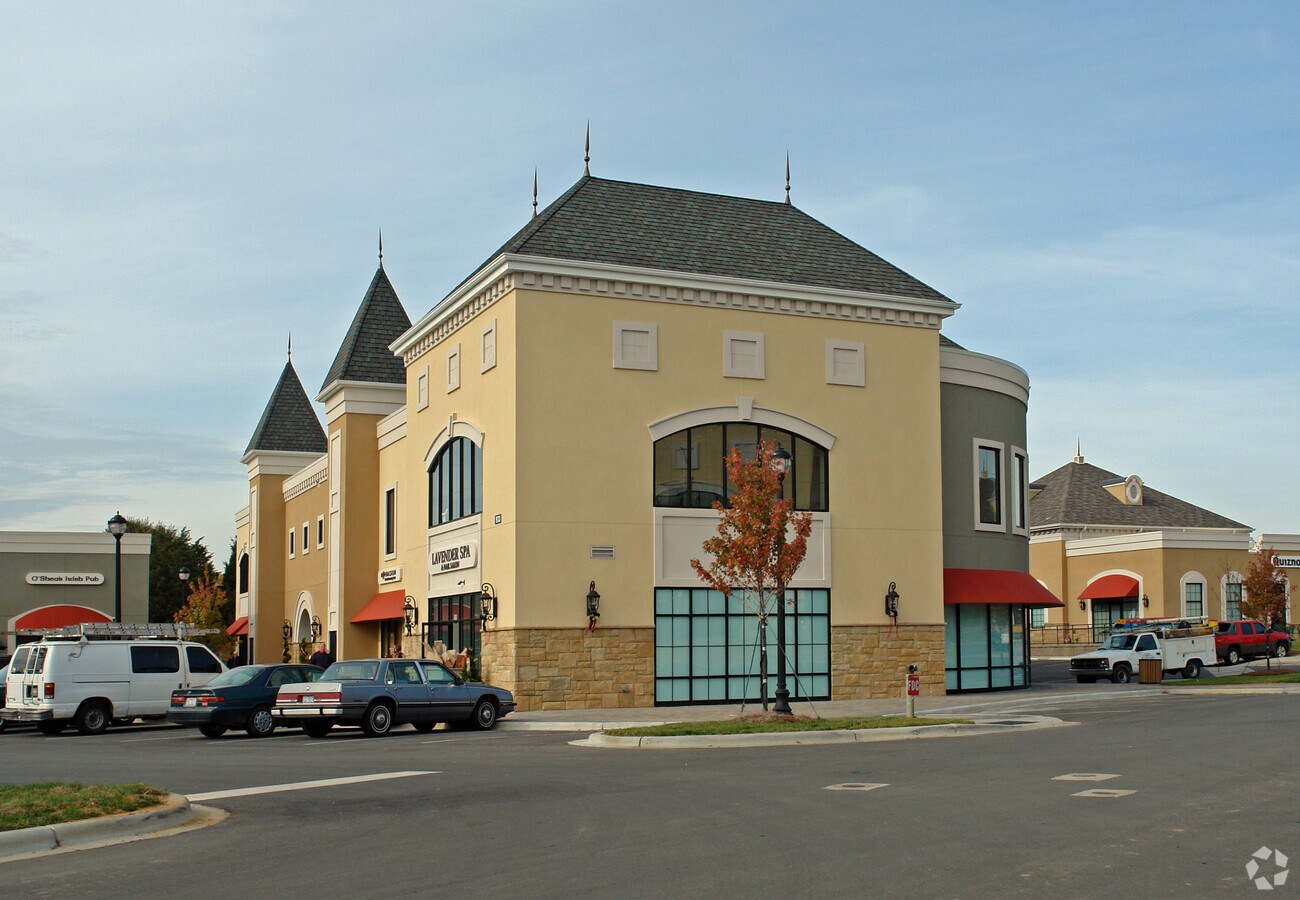 8133 Ardrey Kell Rd, Charlotte, NC 28277