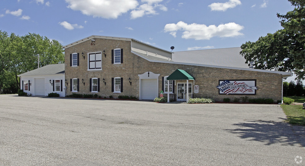 1 Depot Ln, Elkhorn, WI for sale - Primary Photo - Image 1 of 1