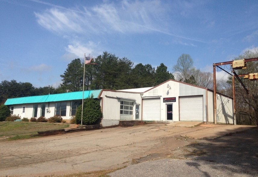 3662 Browns Bridge Rd, Gainesville, GA 30504