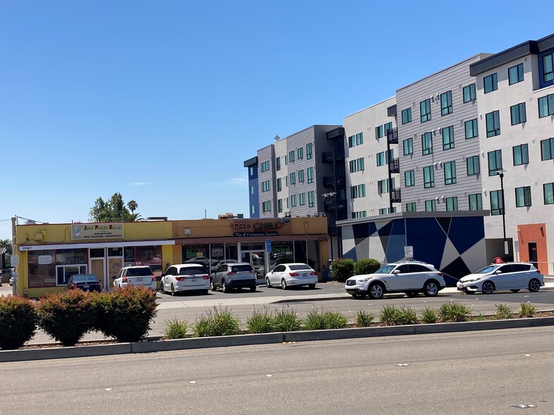 29587 Mission Blvd, Hayward, CA for lease - Building Photo - Image 1 of 9