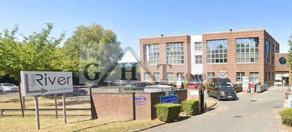 Office in Villiers-sur-Marne for sale Building Photo- Image 1 of 7