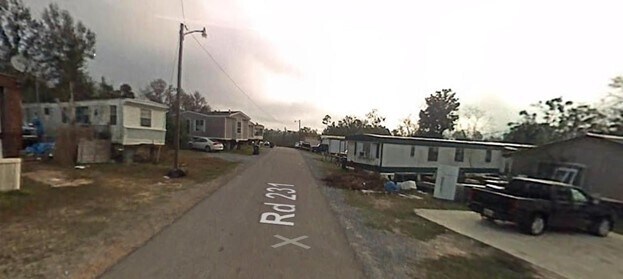 17406 Hwy 49  