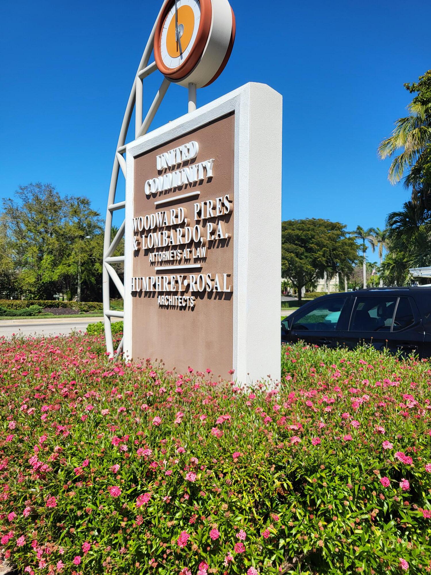 3200 Tamiami Trl N, Naples, FL for lease Building Photo- Image 1 of 12