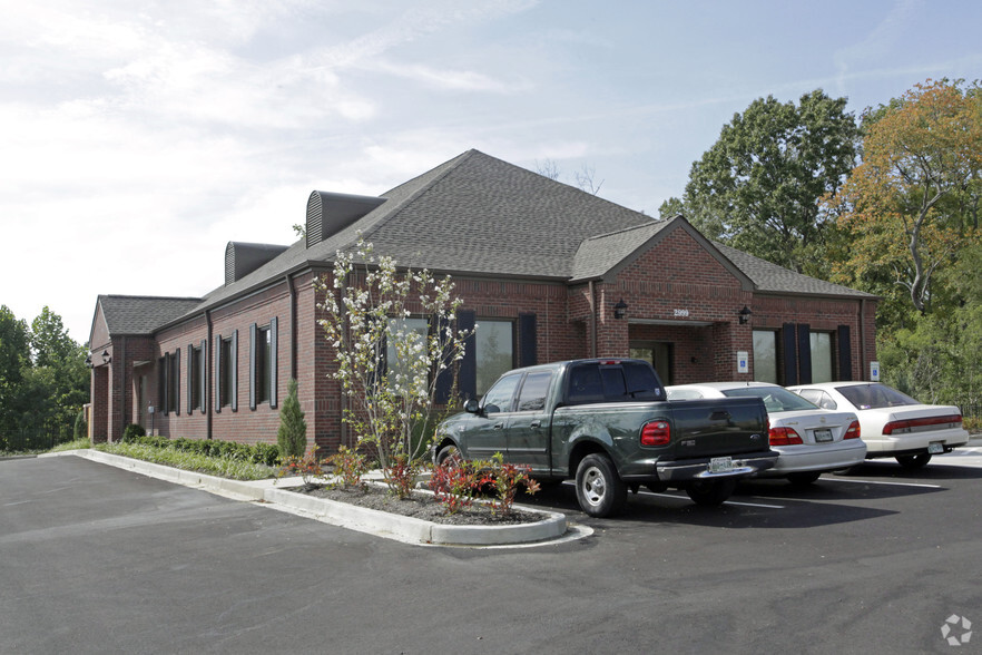 2999 Centre Oak Way, Germantown, TN for lease - Primary Photo - Image 1 of 5