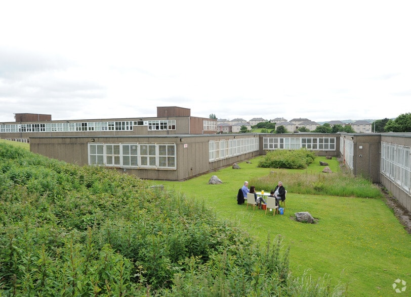 5 Castlehill Rd, Dumbarton for lease - Building Photo - Image 2 of 4