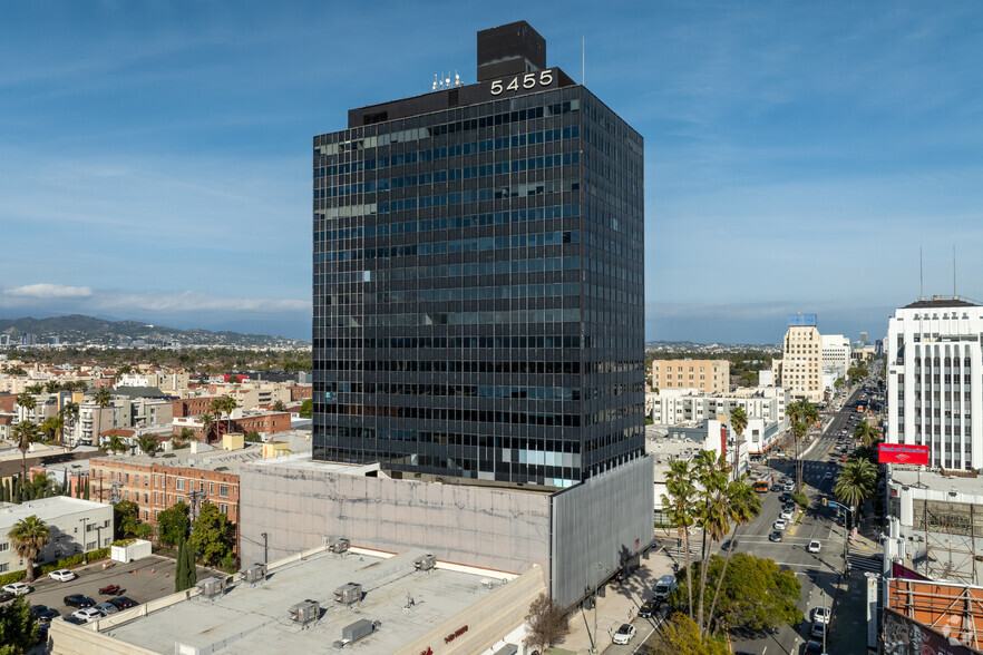 5455 Wilshire Blvd, Los Angeles, CA for lease - Building Photo - Image 1 of 9