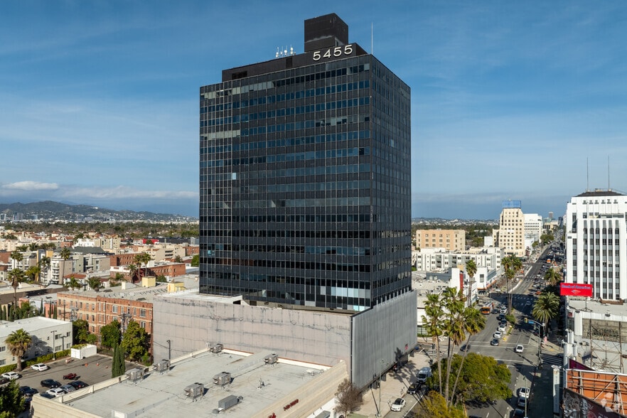 5455 Wilshire Blvd, Los Angeles, CA for lease - Primary Photo - Image 1 of 10