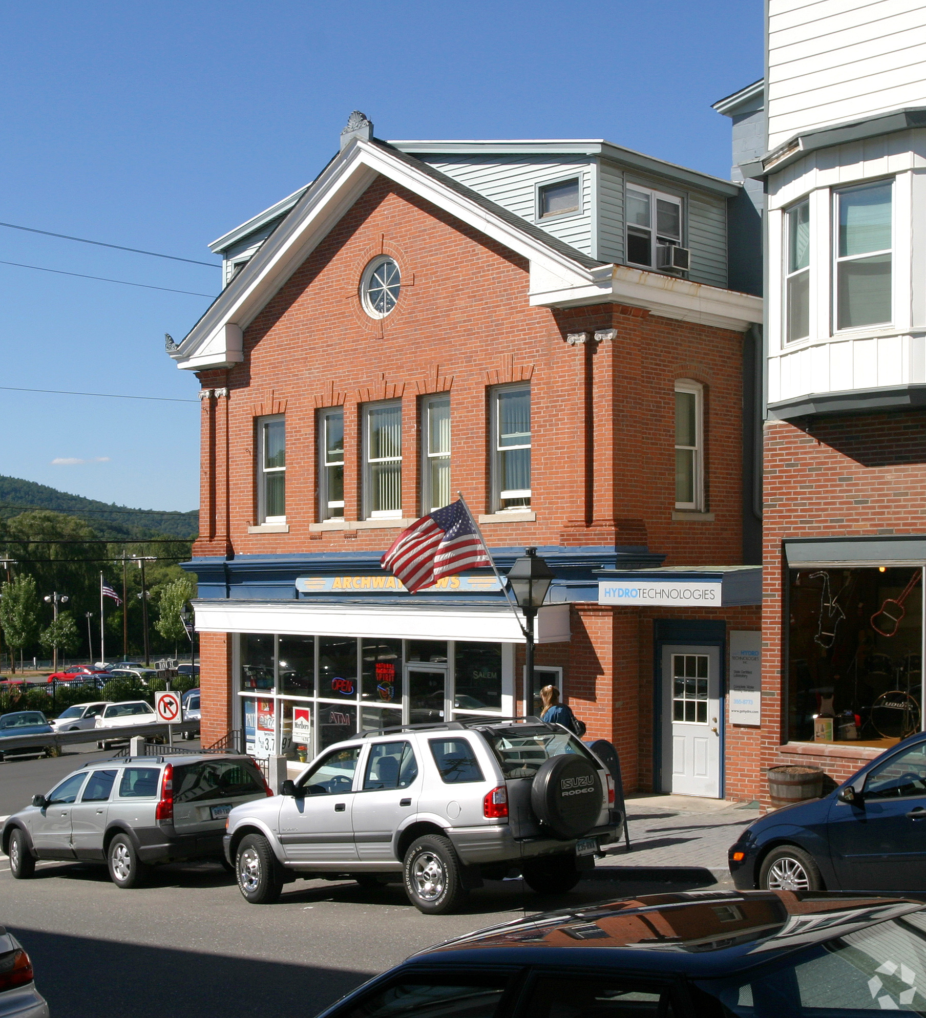 62 Bank St, New Milford, CT for sale Primary Photo- Image 1 of 1