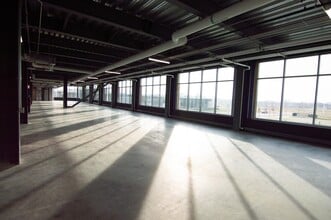 5522 26th Ave, Kenosha, WI for lease Interior Photo- Image 2 of 2