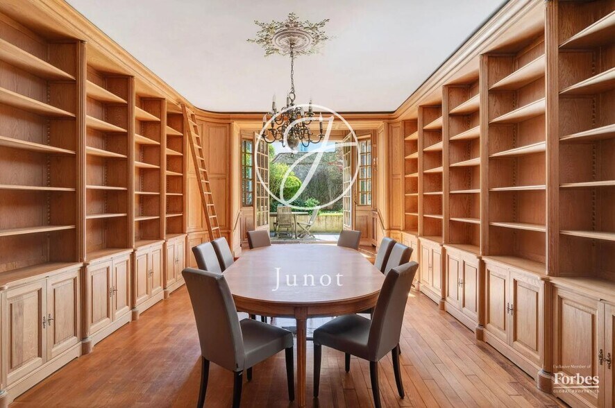Office in Versailles for sale - Building Photo - Image 3 of 16