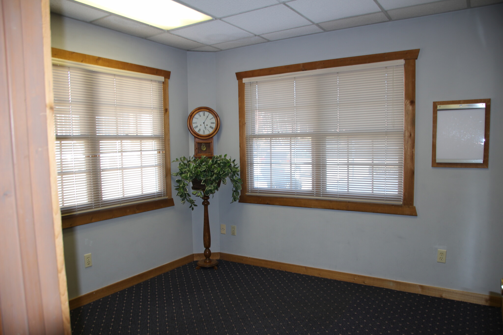 1174 Whitney Ave Hamden Ct 06517 Office For Sale Loopnet