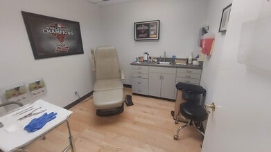 961-963 Laurel St, San Carlos, CA for lease Interior Photo- Image 1 of 5