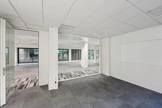 More details for 6-8 Rue Du Général Camou, Paris - Office for Lease