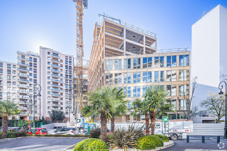 56 Quai de Dion Bouton, Puteaux for lease - Building Photo - Image 2 of 3