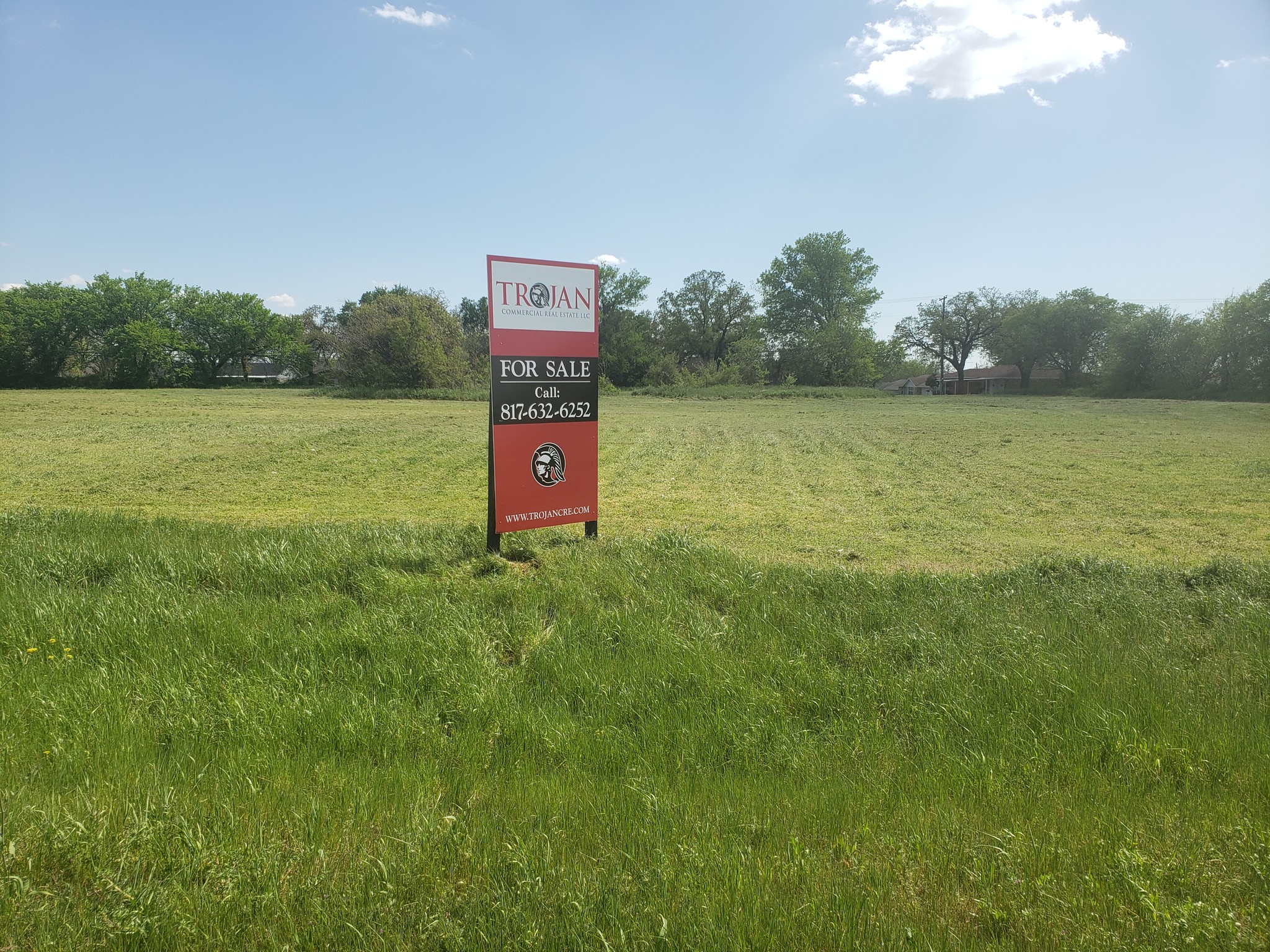 4701 Forest Hill Cir, Forest Hill, TX for sale Primary Photo- Image 1 of 1