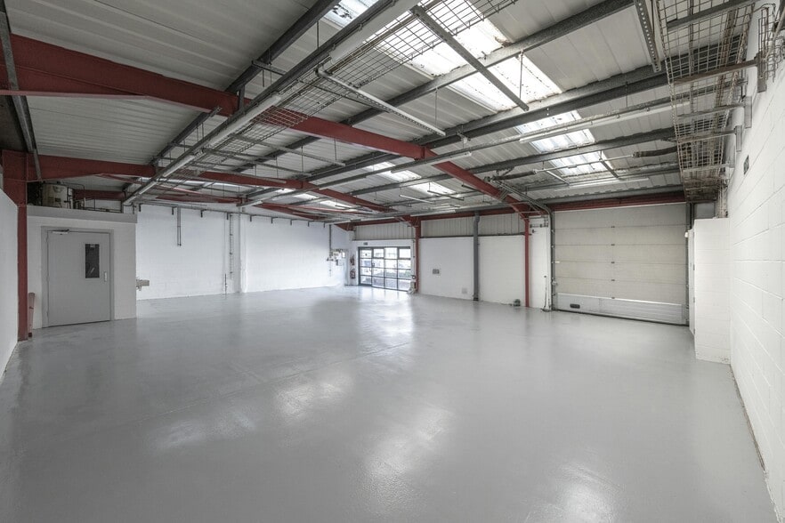 Abbey Rd, London for lease - Building Photo - Image 2 of 20