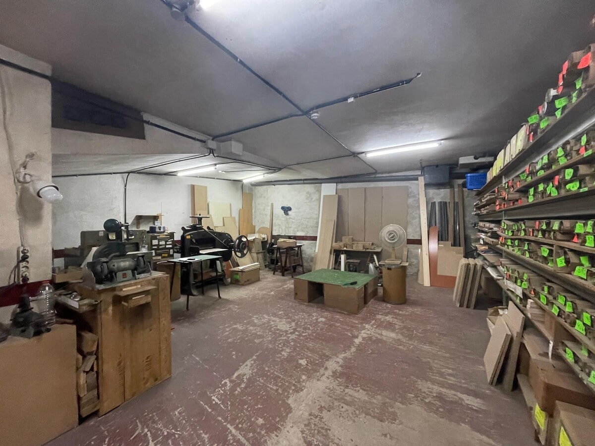 Santa Coloma de Gramenet, BAR 08921 - - - Interior Photo - Image 1 of 4