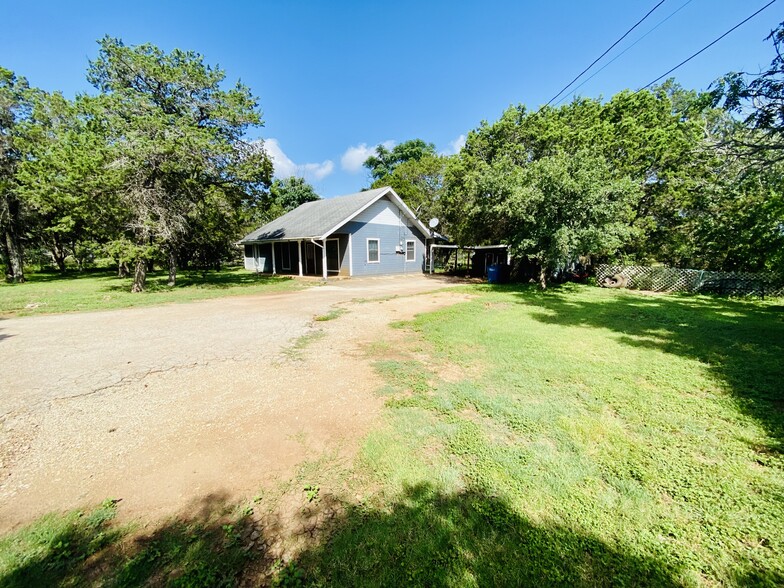 160 FM 1863, New Braunfels, TX for sale - Building Photo - Image 2 of 8