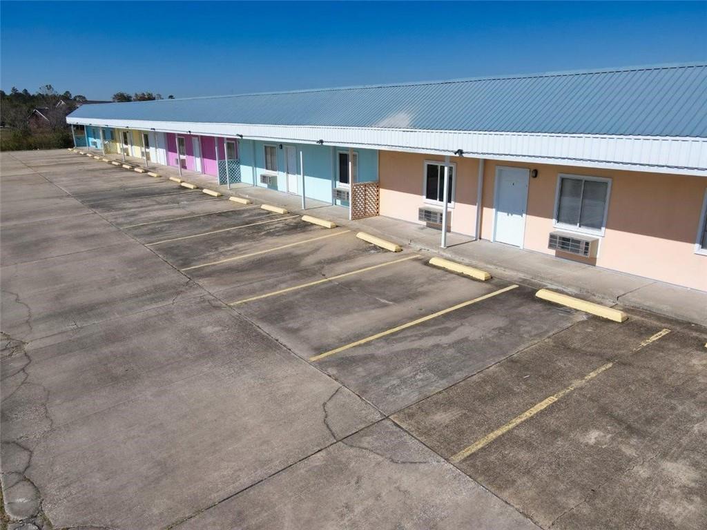 14648 Highway 165, Kinder, LA 70648 Karam's Court Apartments