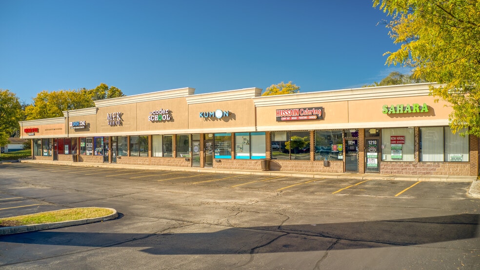 1210-1238 S Highland Ave, Lombard, IL for lease - Building Photo - Image 1 of 5