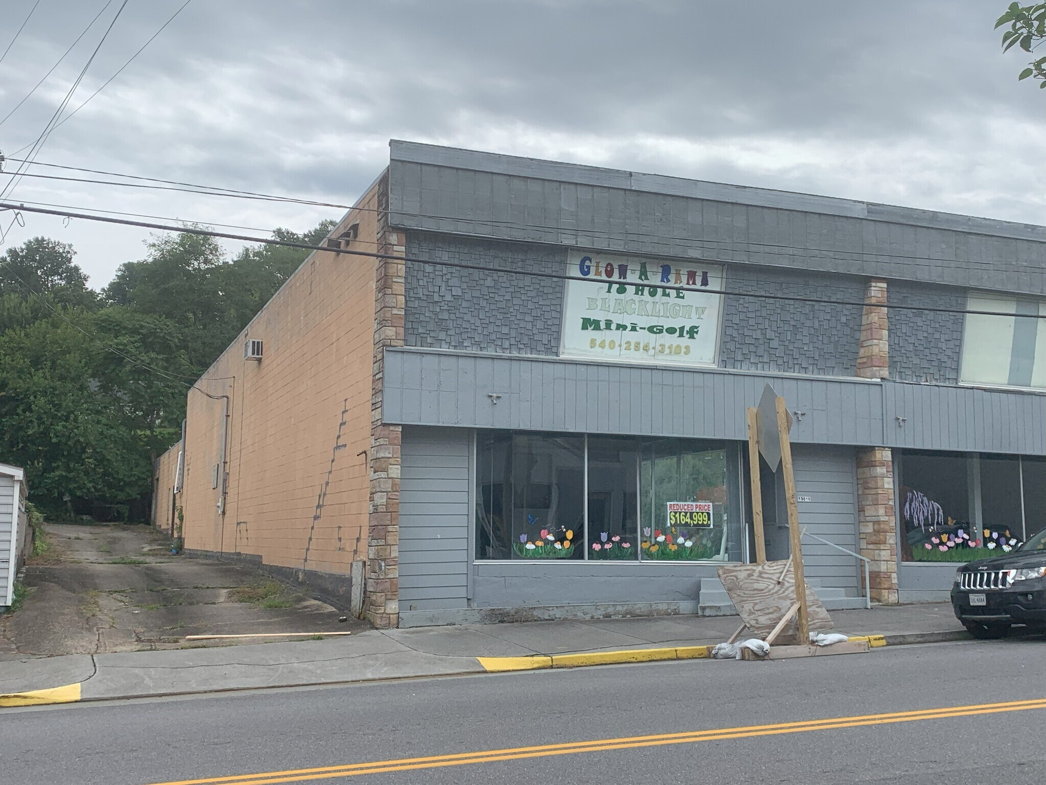 19818 Main St, Buchanan, VA for sale Building Photo- Image 1 of 1