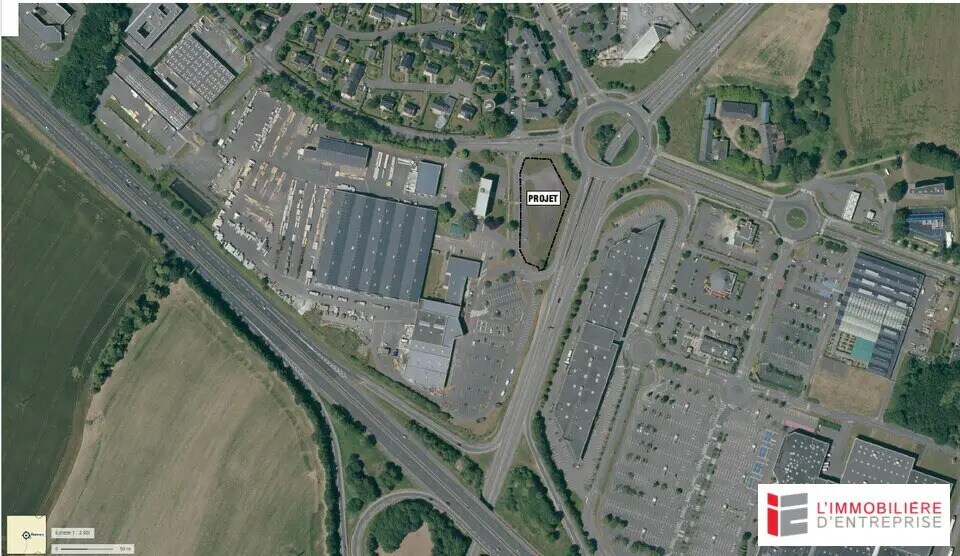 Office in Pacé for lease - Building Photo - Image 3 of 7