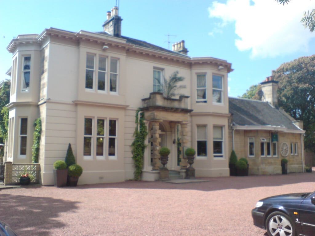 52 Racecourse Rd, Ayr for sale Building Photo- Image 1 of 2