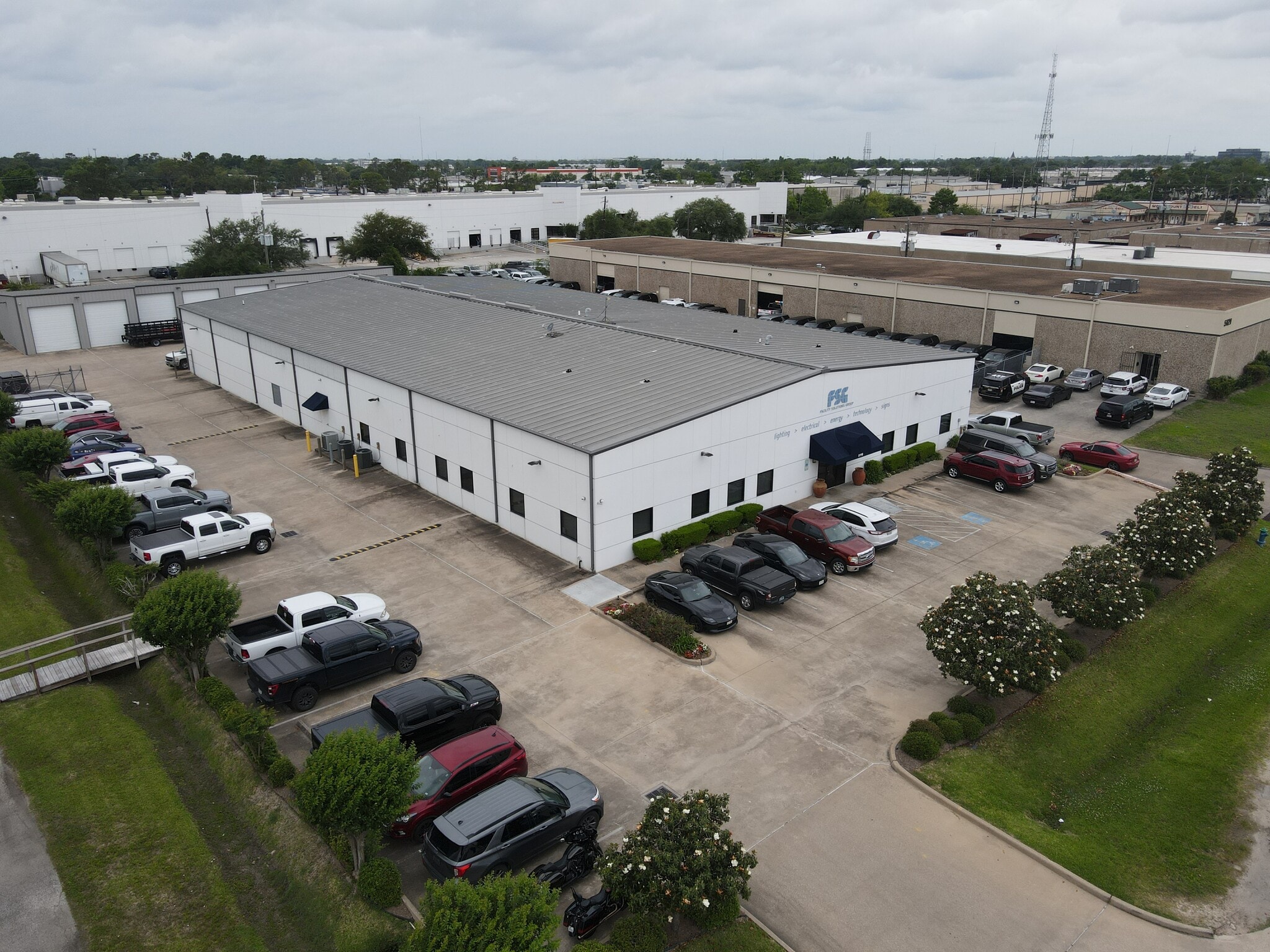 5115 Steadmont Dr, Houston, TX for sale Building Photo- Image 1 of 4