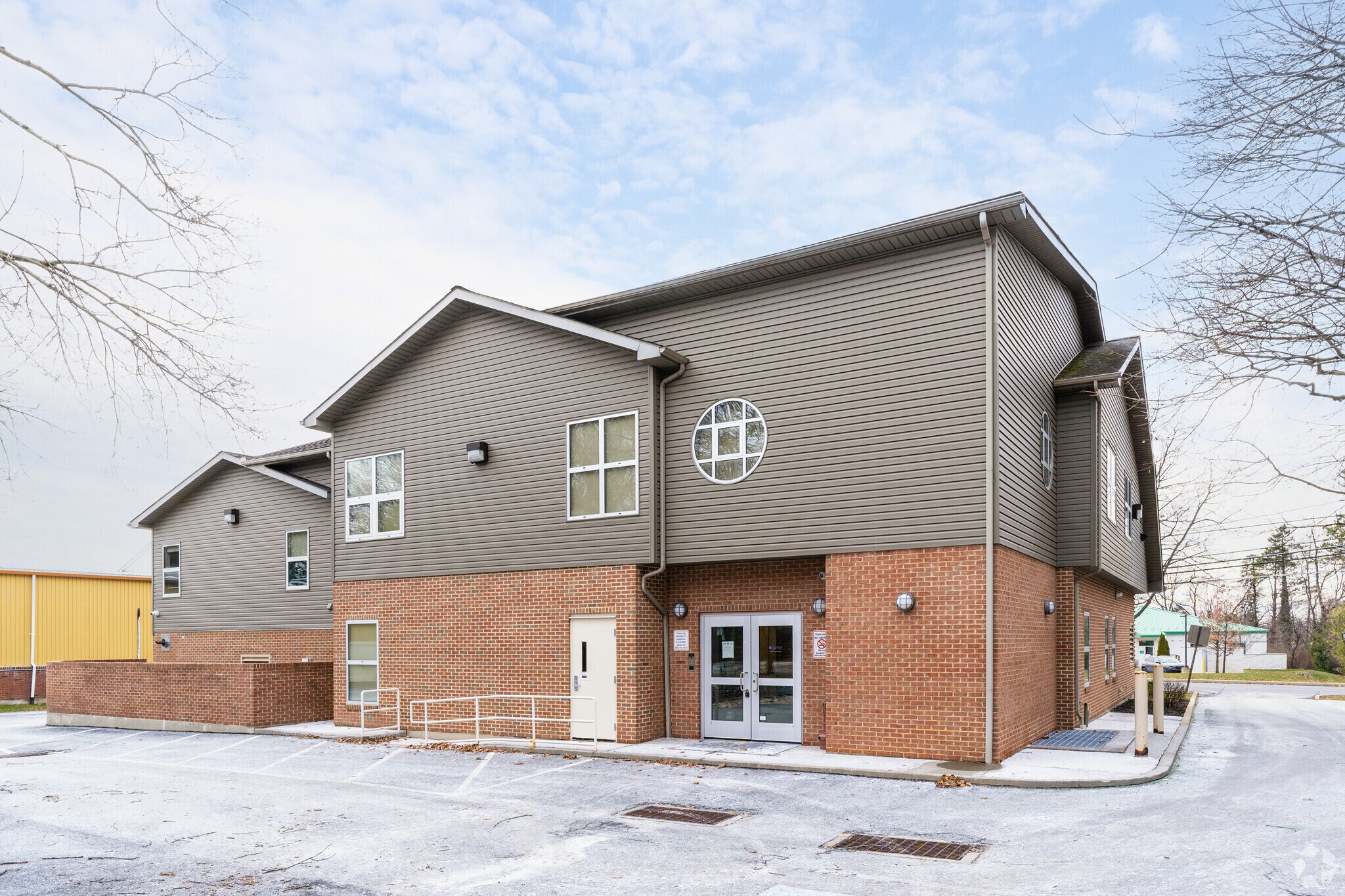 2346 Jacksonville Rd, Bethlehem, PA 18017 Professional Office/ Retail