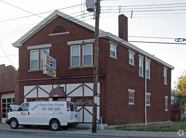 7208 Montgomery Rd, Cincinnati, OH for sale - Building Photo - Image 2 of 2