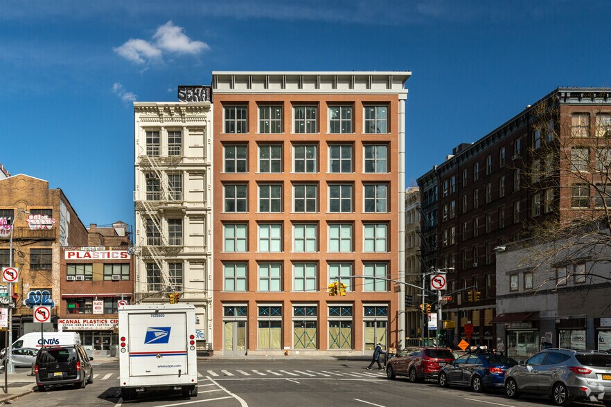 11 Greene St, New York, NY for lease - Building Photo - Image 2 of 3