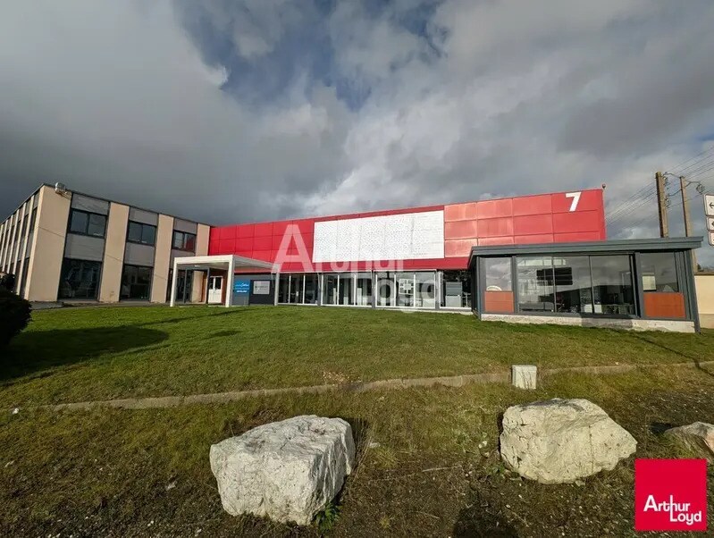 Flex in Le Rheu for sale Building Photo- Image 1 of 6