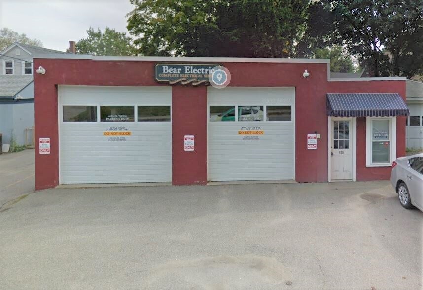 679 Main, Rollinsford, NH for sale Primary Photo- Image 1 of 1