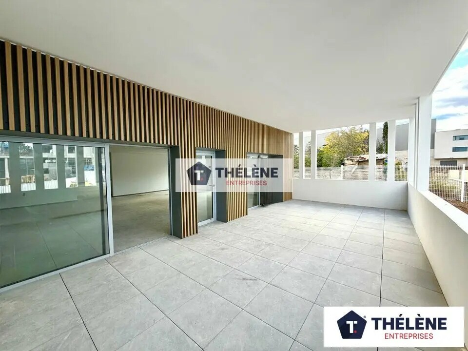 Office in Villeneuve-lès-Maguelone for lease Interior Photo- Image 1 of 11