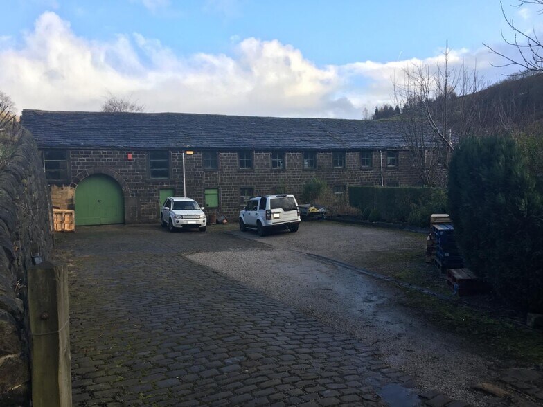 Bacup Rd, Todmorden for sale - Primary Photo - Image 1 of 1