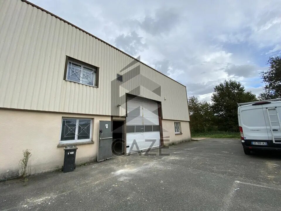 Flex in Artigues-près-Bordeaux for lease Building Photo- Image 1 of 7