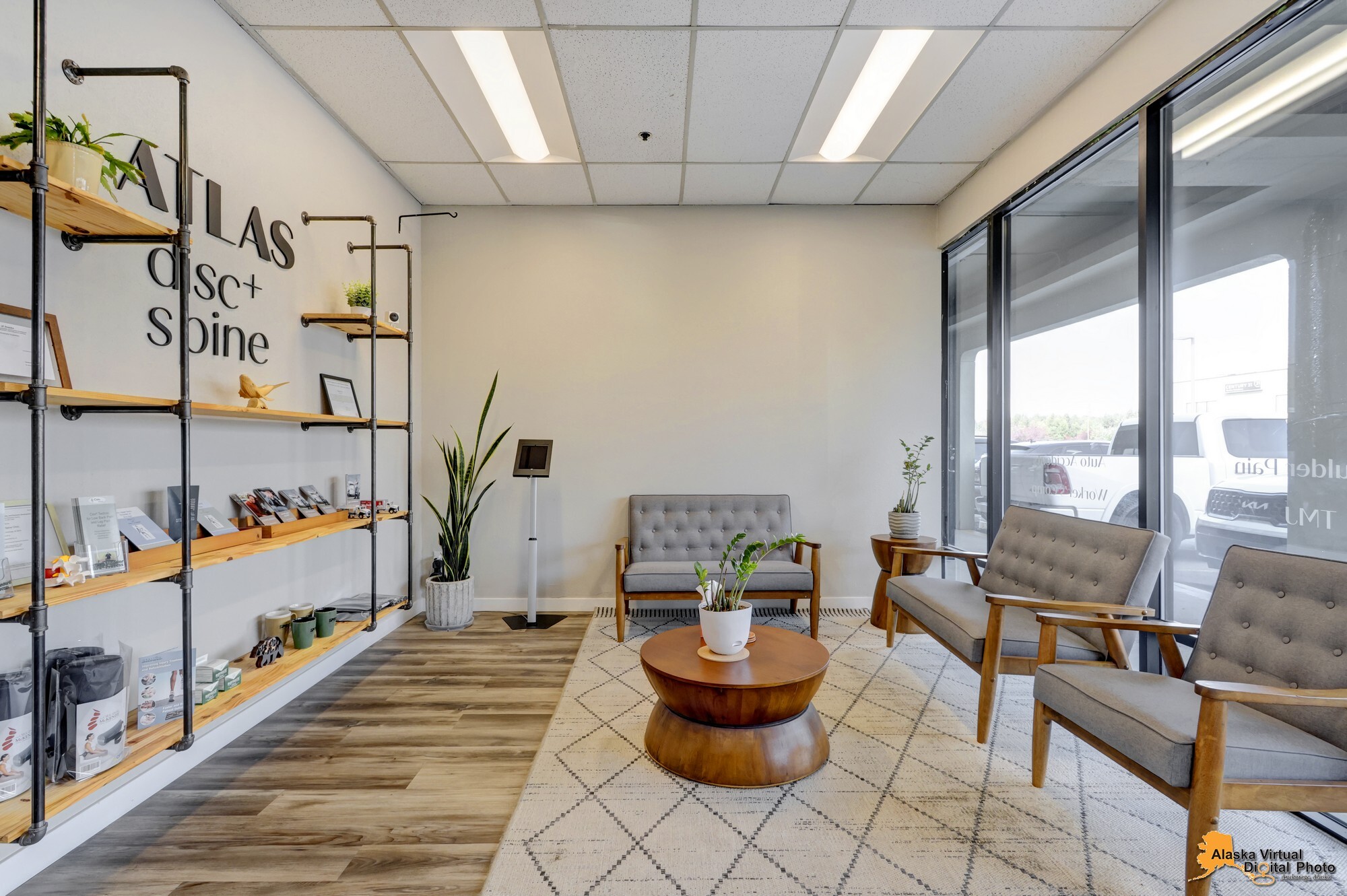 300 E Dimond Blvd, Anchorage, AK for lease Interior Photo- Image 1 of 18