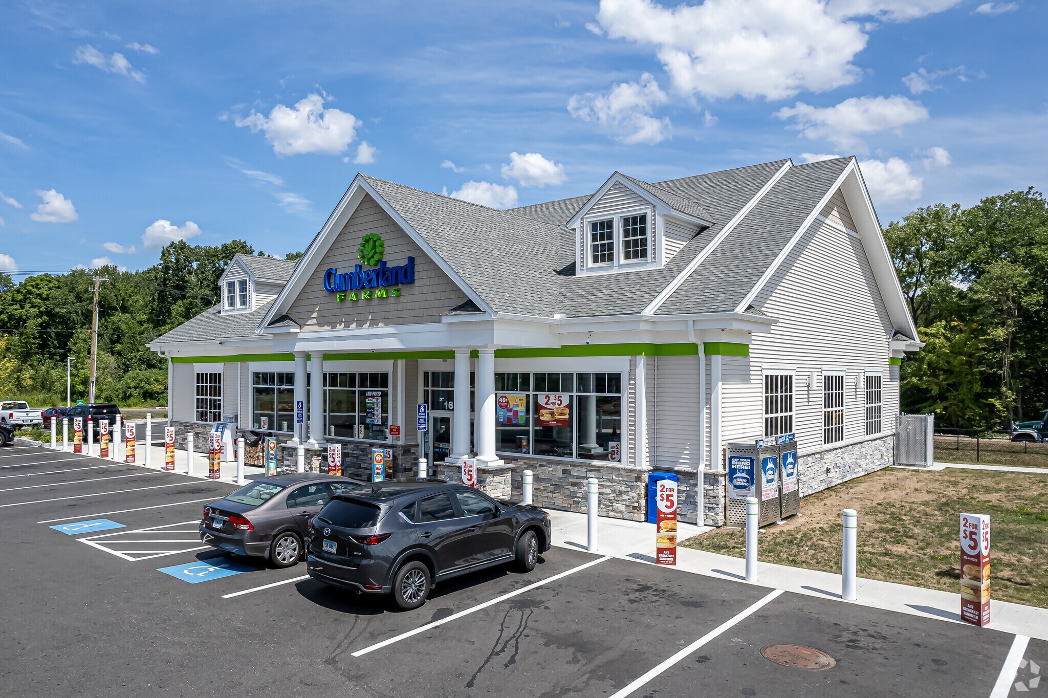 1680 Straits Tpke, Waterbury, CT for sale Primary Photo- Image 1 of 1