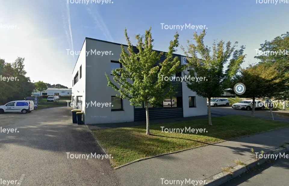 Office in Hennebont for lease Building Photo- Image 1 of 5