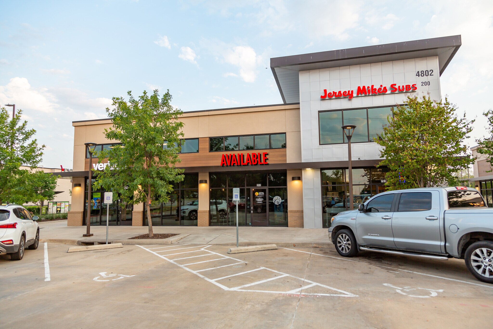 4802 Lakeview Pky, Rowlett, TX for lease Building Photo- Image 1 of 12