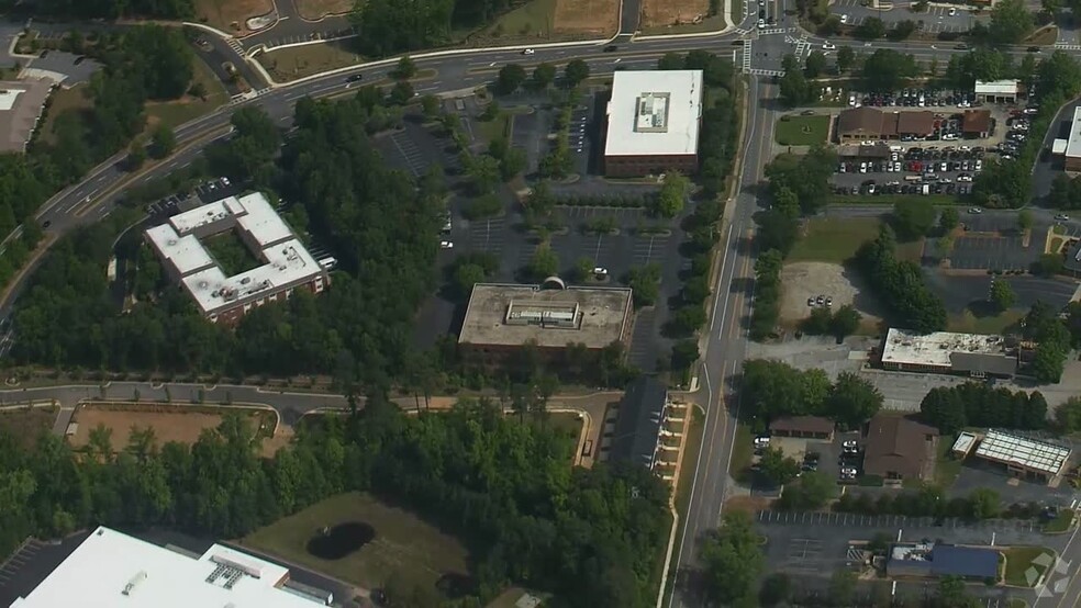 695 Mansell Rd, Roswell, GA for lease - Aerial Video - Image 2 of 14