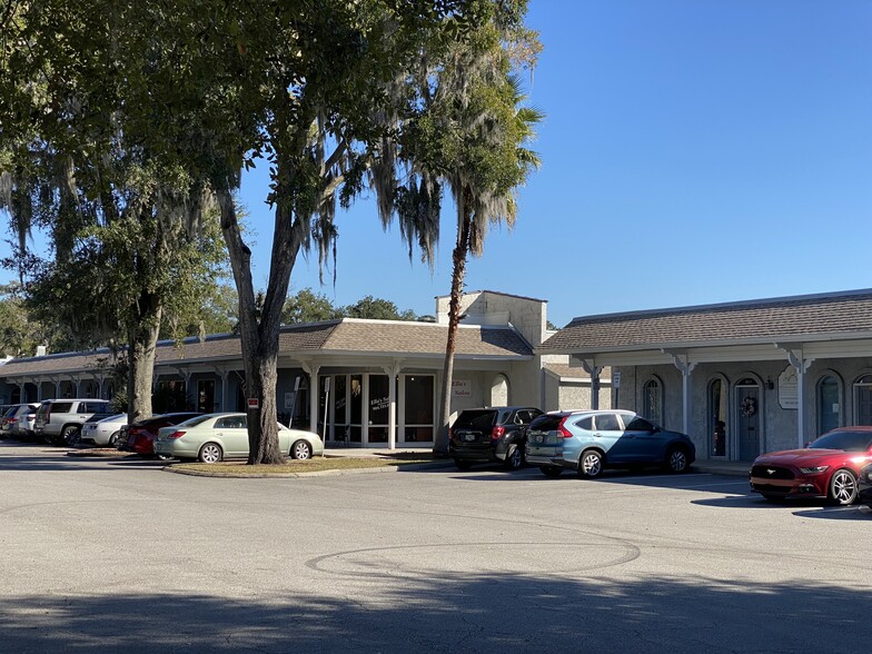 3926-3932 San Jose Park Dr, Jacksonville, FL for lease - Building Photo - Image 2 of 7