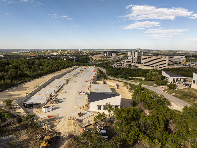 3502 Wild Cherry Dr, Austin, TX for sale - Building Photo - Image 3 of 20