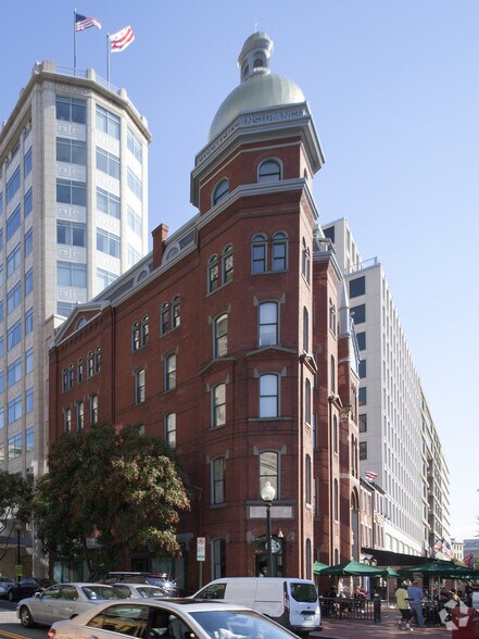 325 7th St NW, Washington, DC for sale - Primary Photo - Image 1 of 1